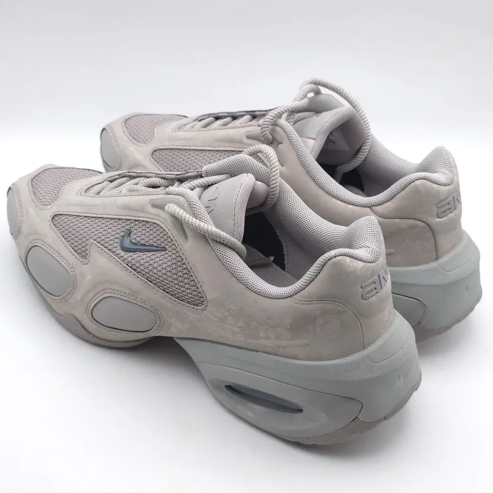 Nike women air